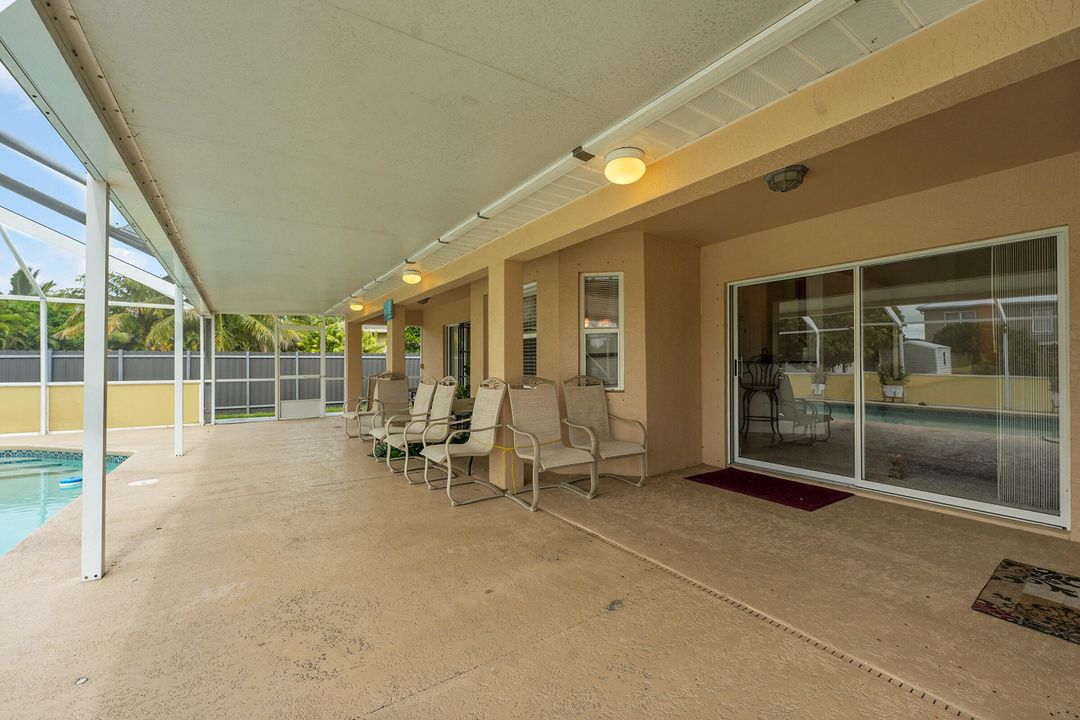 待售: $899,900 (3 贝兹, 2 浴室, 2802 平方英尺)