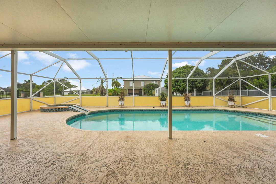 待售: $899,900 (3 贝兹, 2 浴室, 2802 平方英尺)