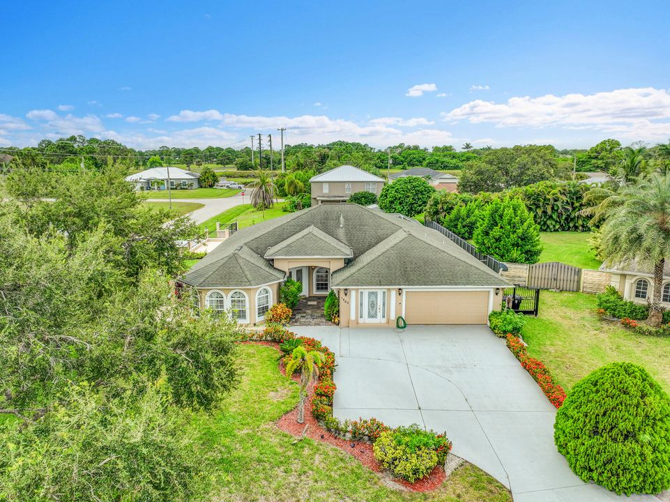 待售: $899,900 (3 贝兹, 2 浴室, 2802 平方英尺)