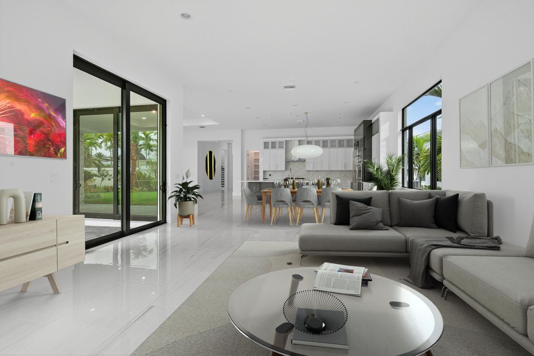 На продажу: $2,895,000 (5 спален, 5 ванн, 5815 Квадратных фут)