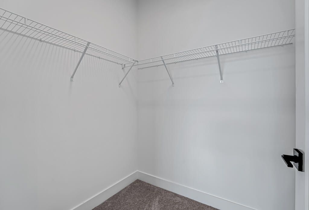 Под контрактом: $1,499,900 (5 спален, 7 ванн, 4267 Квадратных фут)