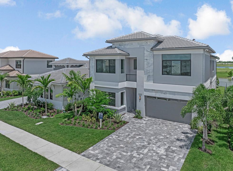 Под контрактом: $1,499,900 (5 спален, 7 ванн, 4267 Квадратных фут)