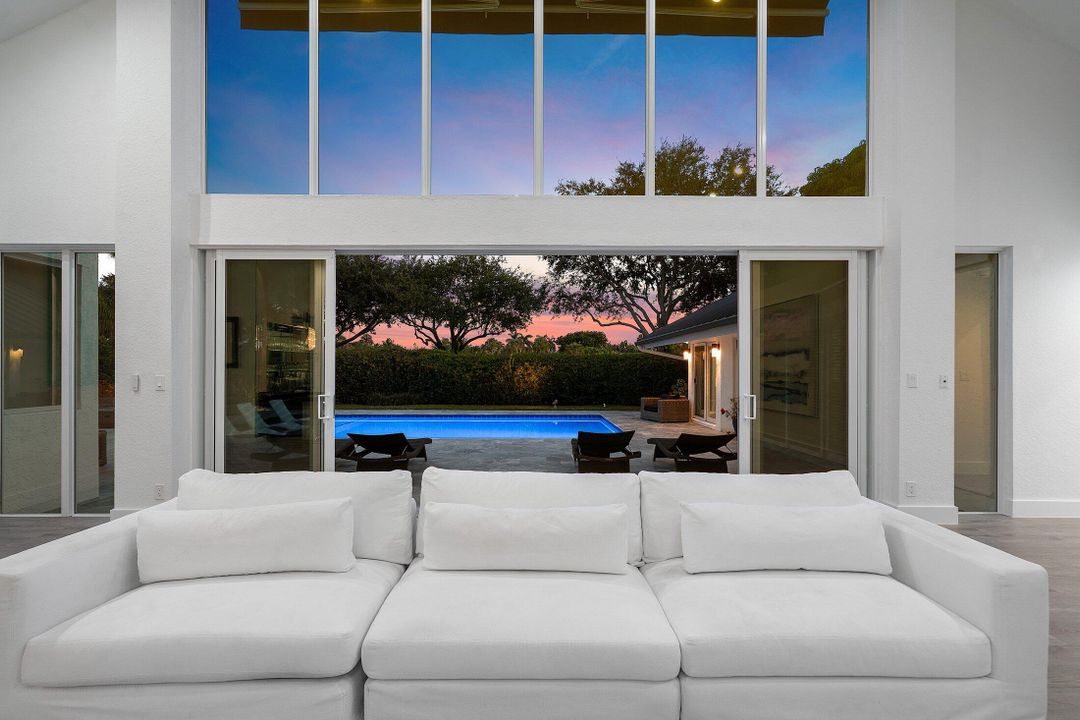 Activo con contrato: $2,275,000 (4 camas, 4 baños, 4546 Pies cuadrados)