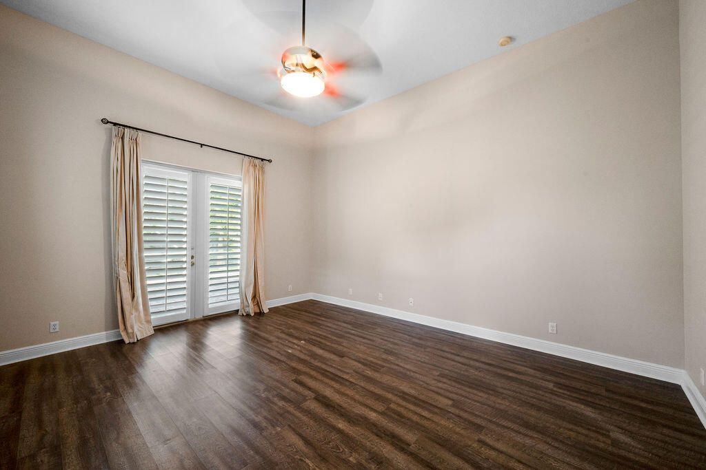 For Rent: $5,500 (3 beds, 3 baths, 2627 Square Feet)