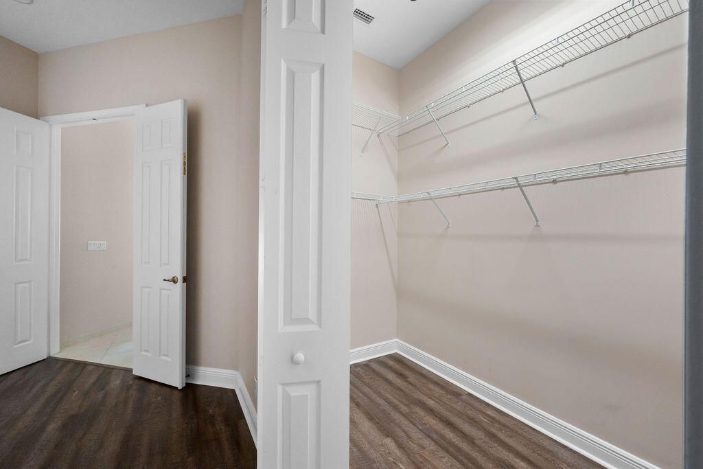 For Rent: $5,500 (3 beds, 3 baths, 2627 Square Feet)