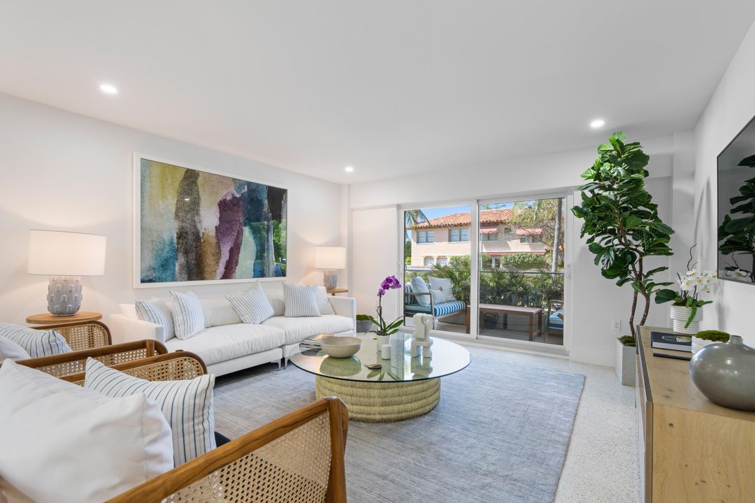 For Rent: $13,950 (2 beds, 2 baths, 1395 Square Feet)