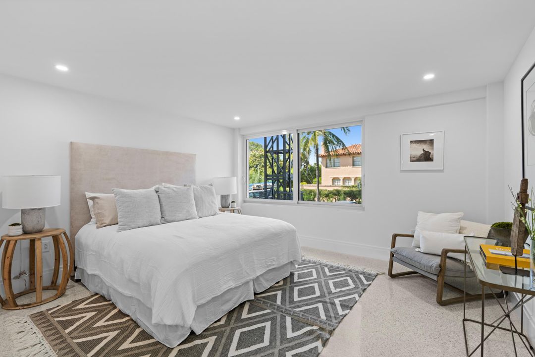 For Rent: $13,950 (2 beds, 2 baths, 1395 Square Feet)