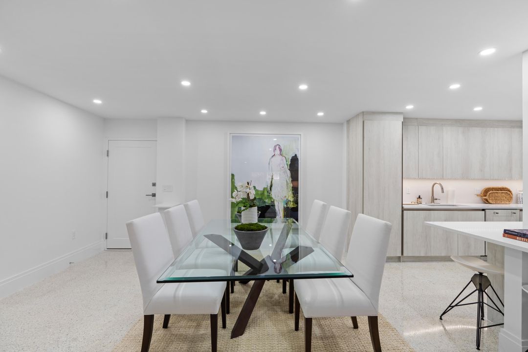 For Rent: $13,950 (2 beds, 2 baths, 1395 Square Feet)