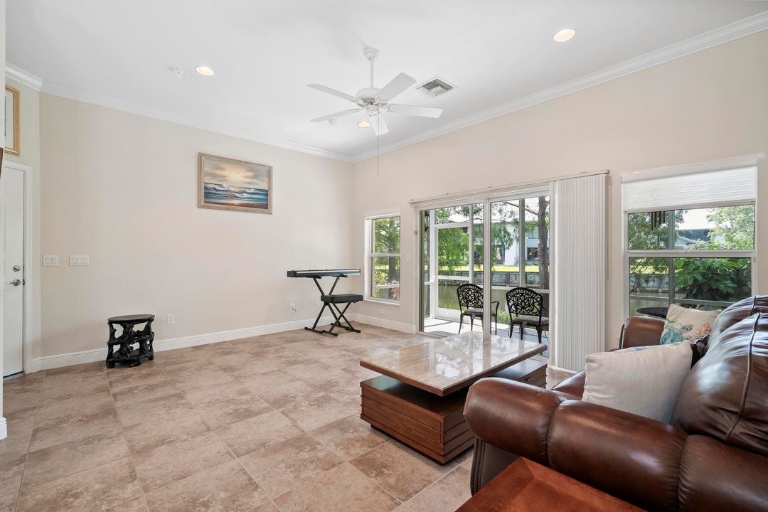 待售: $417,000 (3 贝兹, 2 浴室, 1587 平方英尺)