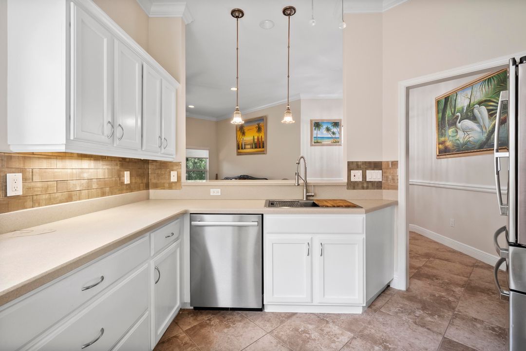 待售: $417,000 (3 贝兹, 2 浴室, 1587 平方英尺)