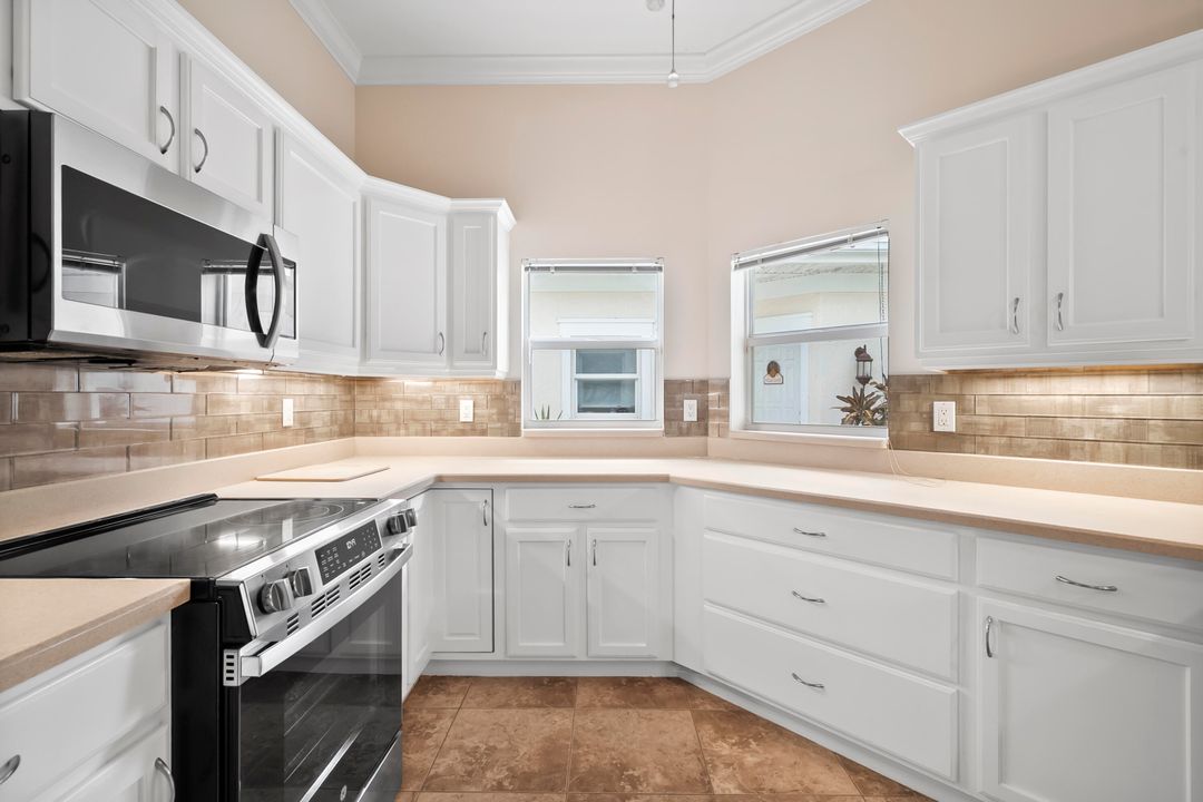 待售: $417,000 (3 贝兹, 2 浴室, 1587 平方英尺)