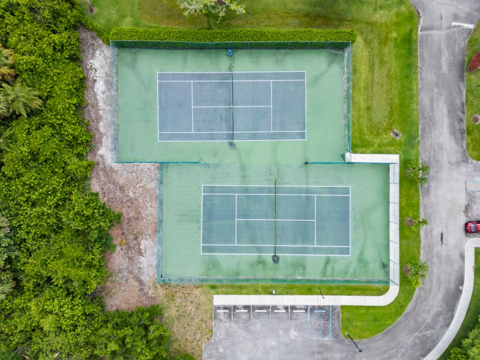 待售: $417,000 (3 贝兹, 2 浴室, 1587 平方英尺)