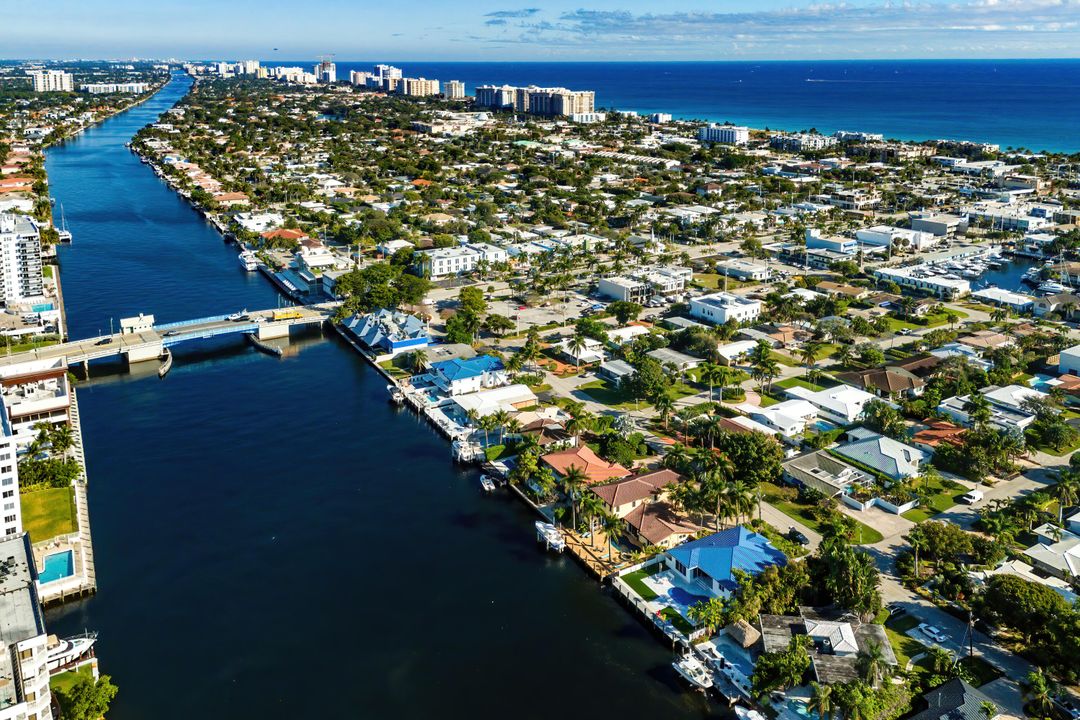 Active With Contract: $2,650,000 (4 beds, 4 baths, 3671 Square Feet)