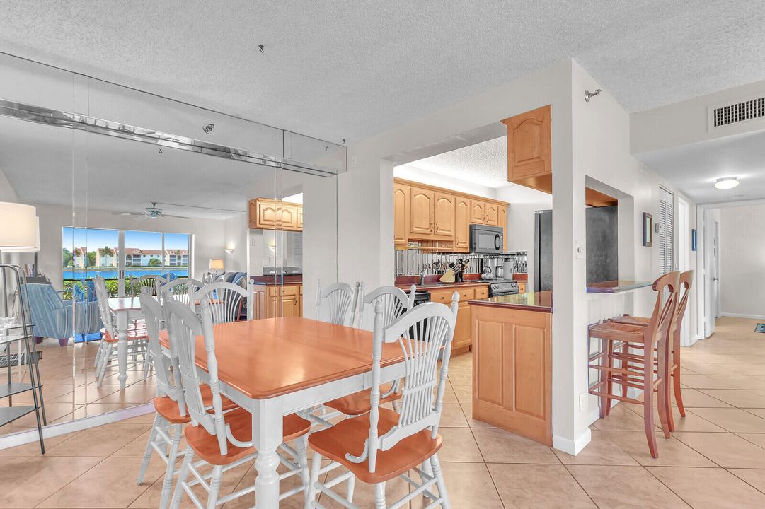 В аренду: $3,200 (2 спален, 2 ванн, 1090 Квадратных фут)