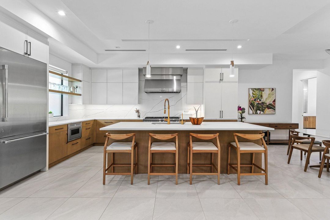 For Rent: $32,000 (4 beds, 3 baths, 3390 Square Feet)