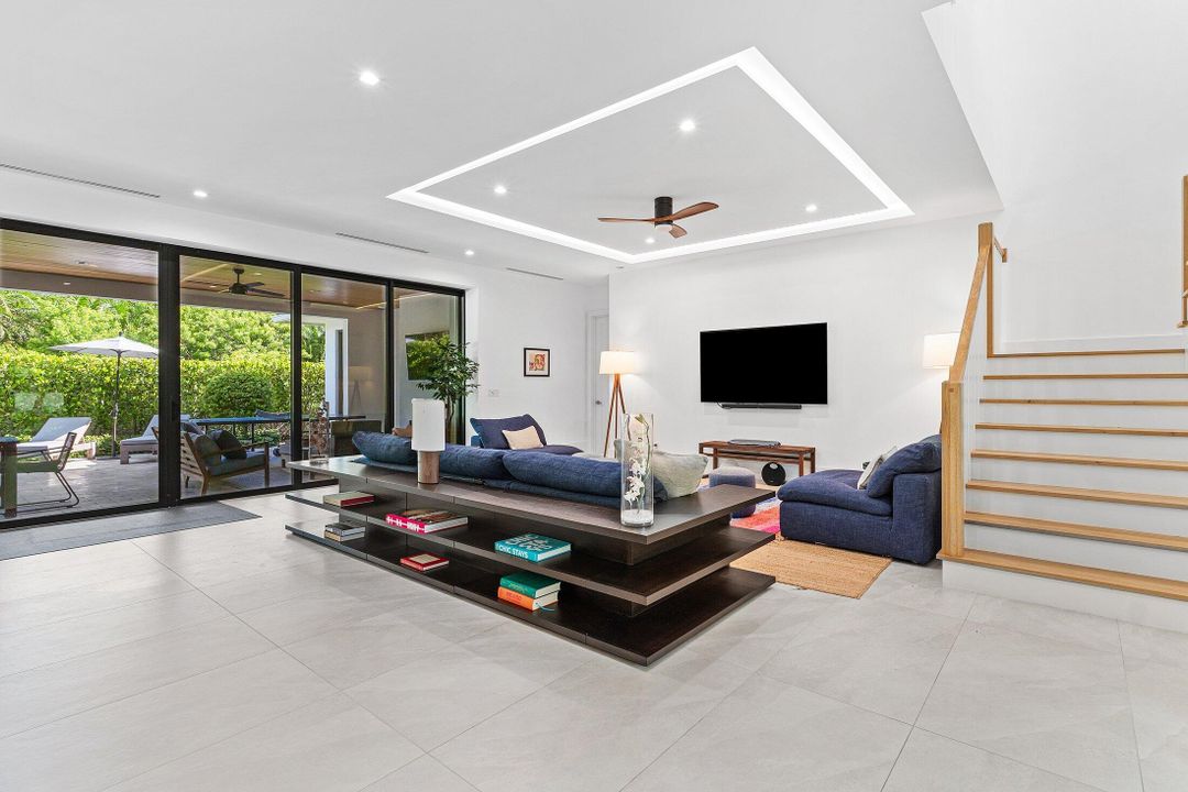 For Rent: $32,000 (4 beds, 3 baths, 3390 Square Feet)