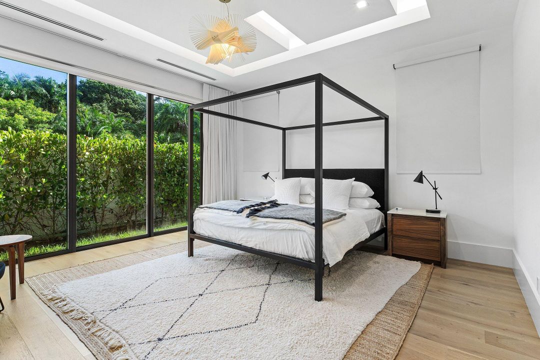 For Rent: $32,000 (4 beds, 3 baths, 3390 Square Feet)