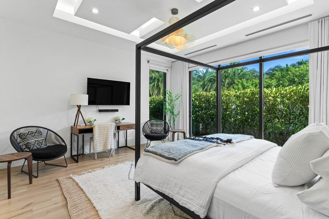 For Rent: $32,000 (4 beds, 3 baths, 3390 Square Feet)