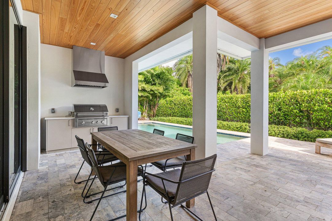 For Rent: $32,000 (4 beds, 3 baths, 3390 Square Feet)