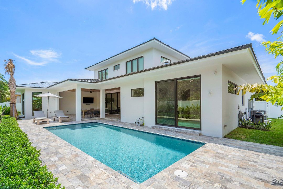 For Rent: $32,000 (4 beds, 3 baths, 3390 Square Feet)