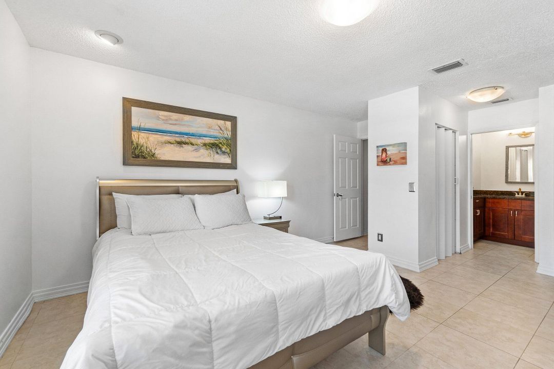 Active With Contract: $195,000 (3 beds, 3 baths, 1809 Square Feet)