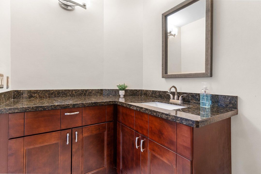 Active With Contract: $195,000 (3 beds, 3 baths, 1809 Square Feet)