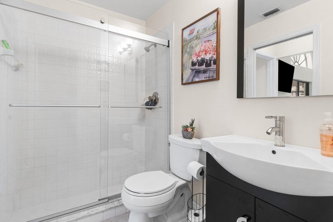 Active With Contract: $195,000 (3 beds, 3 baths, 1809 Square Feet)