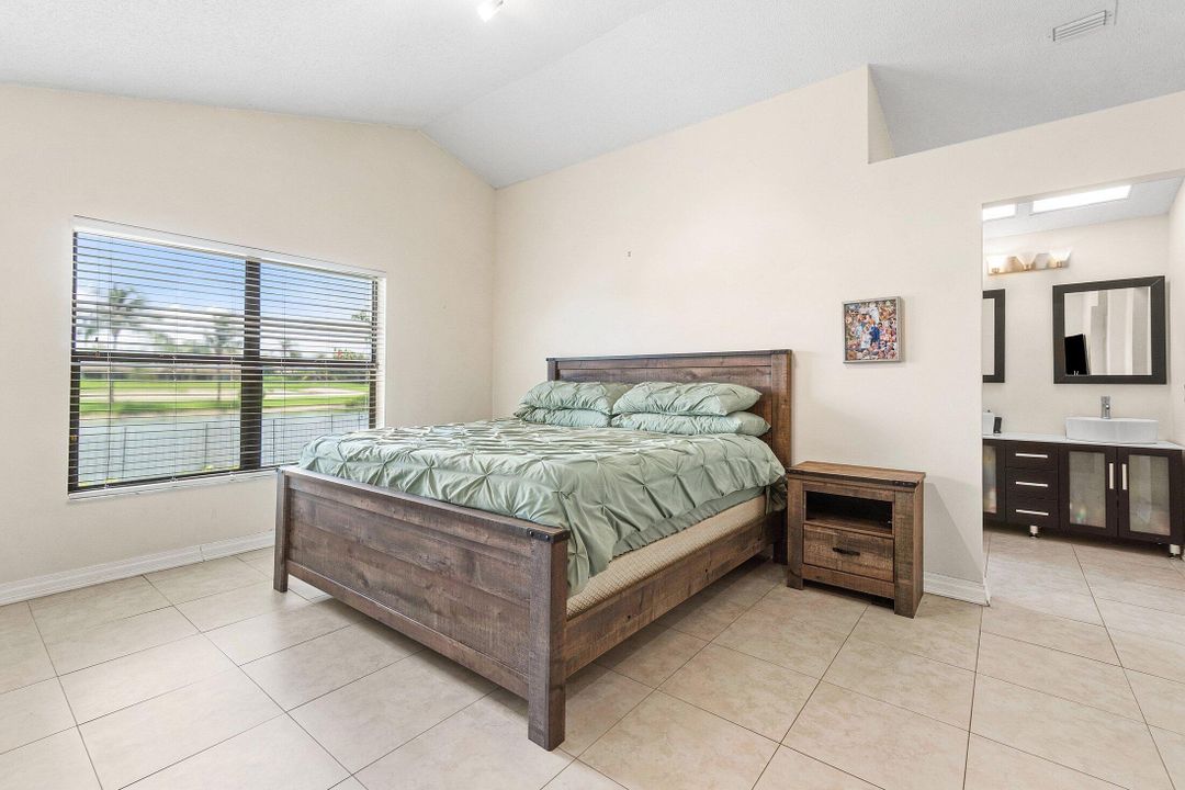 Active With Contract: $195,000 (3 beds, 3 baths, 1809 Square Feet)