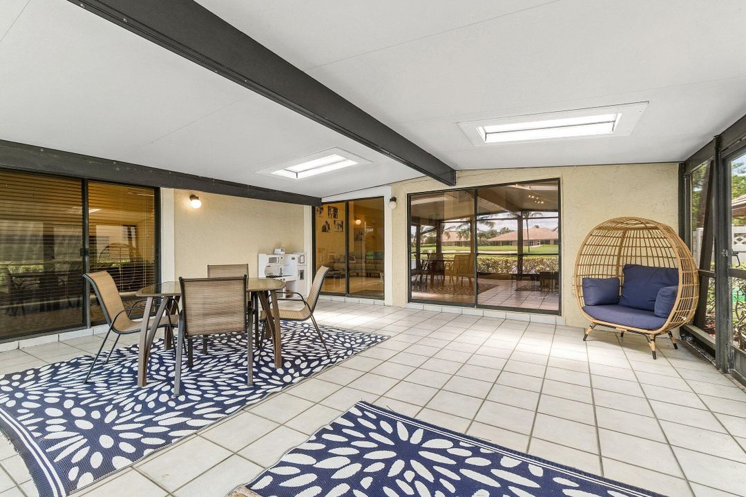 Active With Contract: $195,000 (3 beds, 3 baths, 1809 Square Feet)