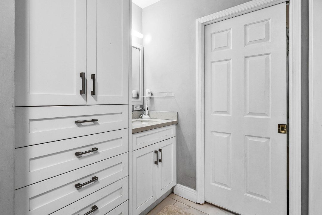 En Venta: $1,880,000 (4 camas, 3 baños, 2931 Pies cuadrados)