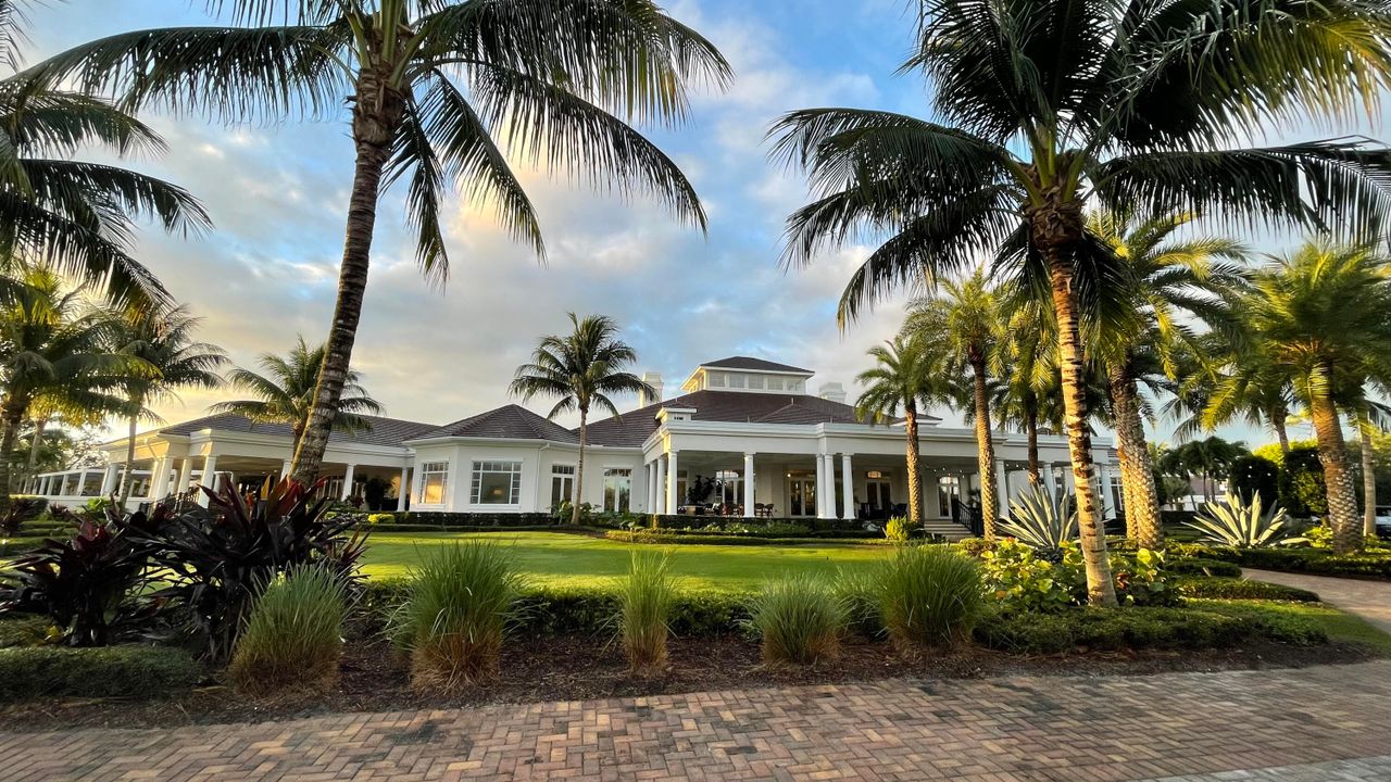 En Venta: $1,880,000 (4 camas, 3 baños, 2931 Pies cuadrados)