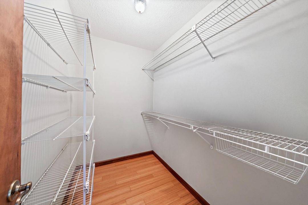 En Venta: $1,999,000 (5 camas, 3 baños, 3363 Pies cuadrados)