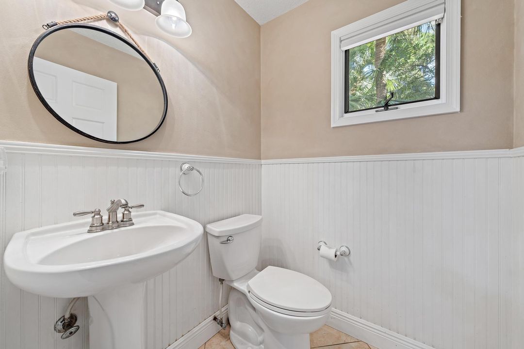 En Venta: $1,999,000 (5 camas, 3 baños, 3363 Pies cuadrados)