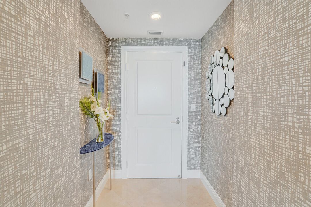 Active With Contract: $1,850,000 (2 beds, 2 baths, 1815 Square Feet)