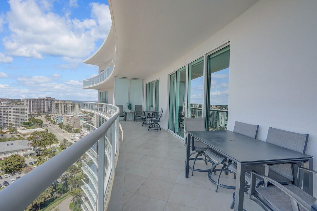 Active With Contract: $1,850,000 (2 beds, 2 baths, 1815 Square Feet)