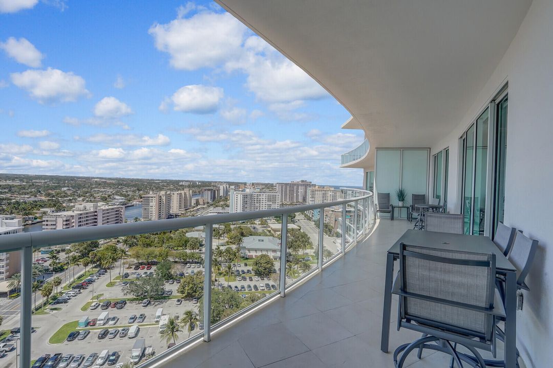 Active With Contract: $1,850,000 (2 beds, 2 baths, 1815 Square Feet)