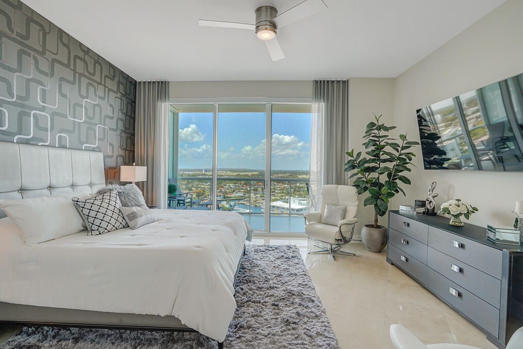 Active With Contract: $1,850,000 (2 beds, 2 baths, 1815 Square Feet)