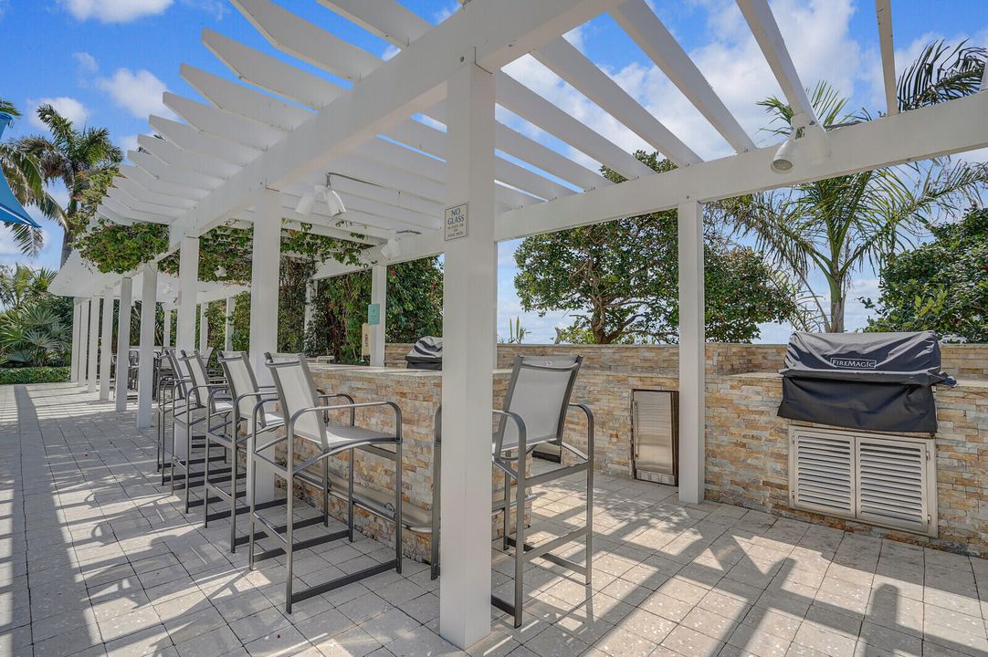 Active With Contract: $1,850,000 (2 beds, 2 baths, 1815 Square Feet)