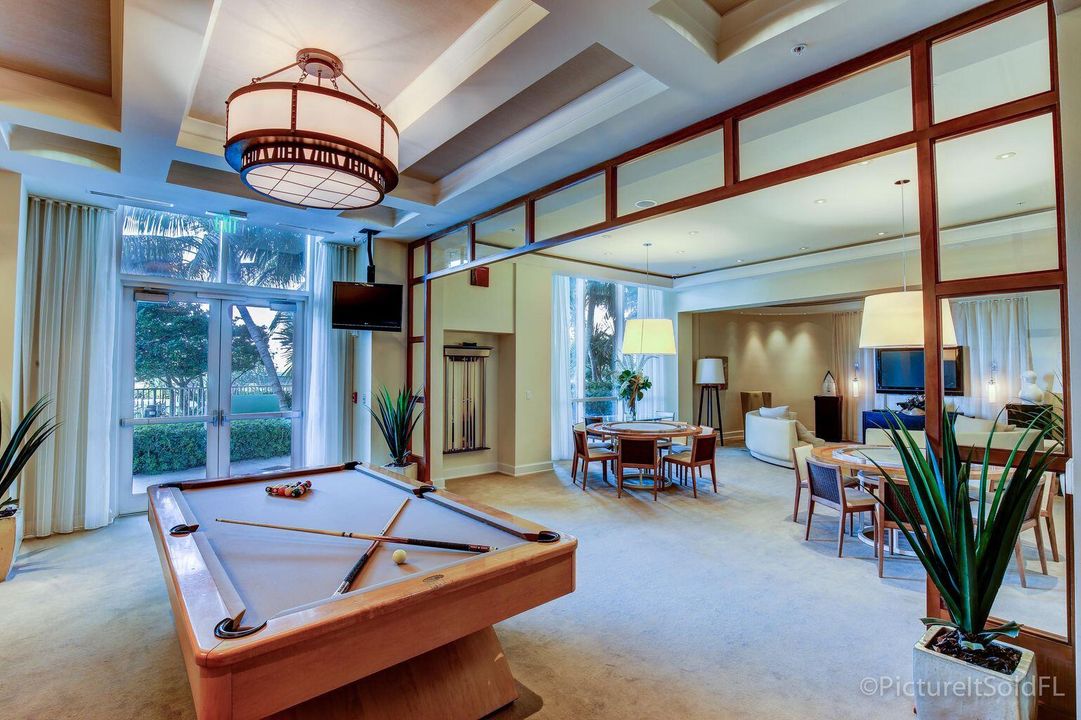 Active With Contract: $1,850,000 (2 beds, 2 baths, 1815 Square Feet)