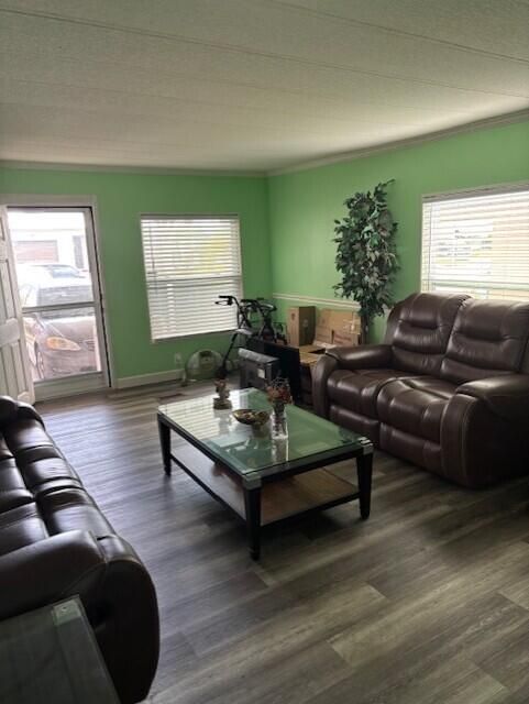 На продажу: $29,900 (2 спален, 2 ванн, 1380 Квадратных фут)