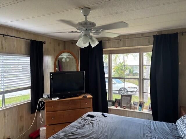 На продажу: $29,900 (2 спален, 2 ванн, 1380 Квадратных фут)