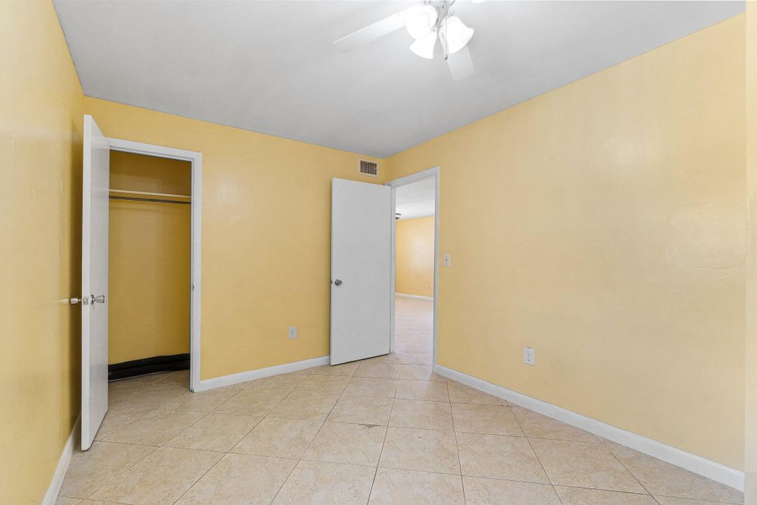 Под контрактом: $299,900 (3 спален, 2 ванн, 1062 Квадратных фут)