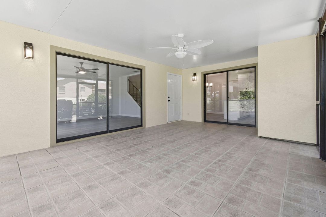 待售: $284,900 (2 贝兹, 2 浴室, 1384 平方英尺)