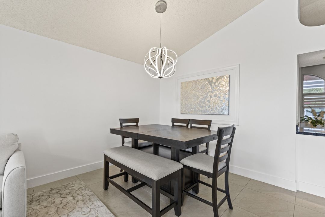 Active With Contract: $659,900 (3 beds, 2 baths, 1692 Square Feet)