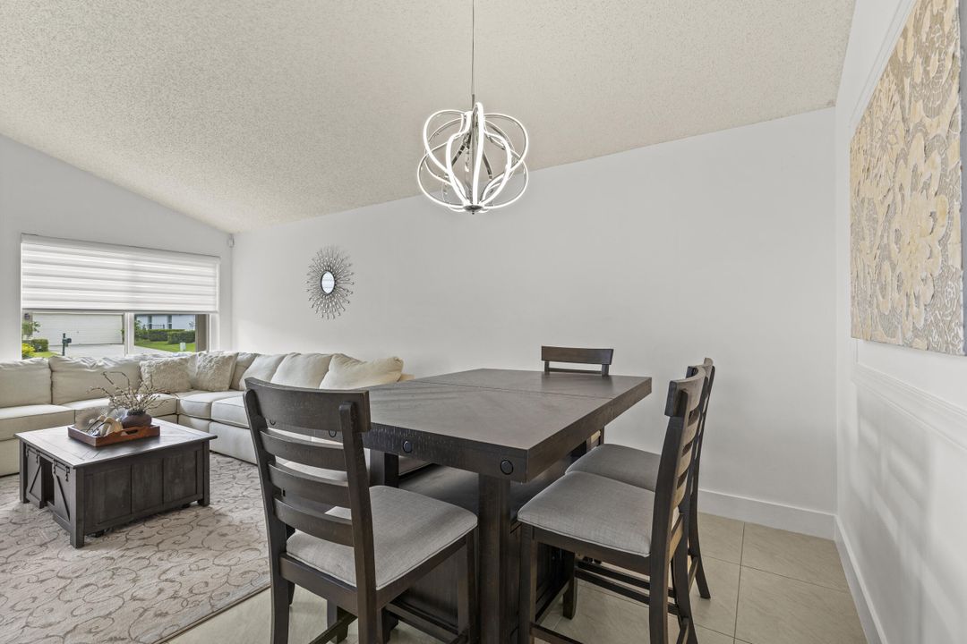 Active With Contract: $659,900 (3 beds, 2 baths, 1692 Square Feet)