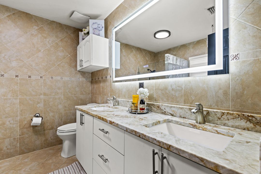 Active With Contract: $659,900 (3 beds, 2 baths, 1692 Square Feet)