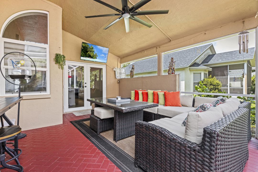 Active With Contract: $659,900 (3 beds, 2 baths, 1692 Square Feet)