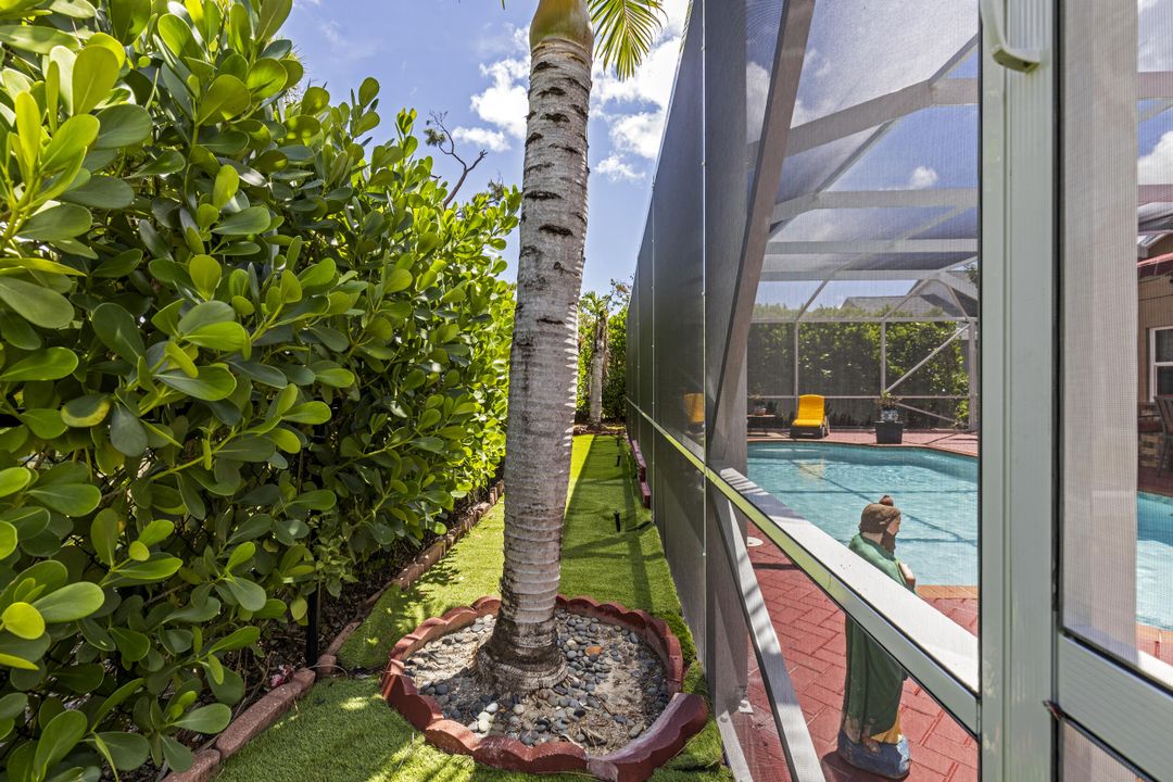 Active With Contract: $659,900 (3 beds, 2 baths, 1692 Square Feet)