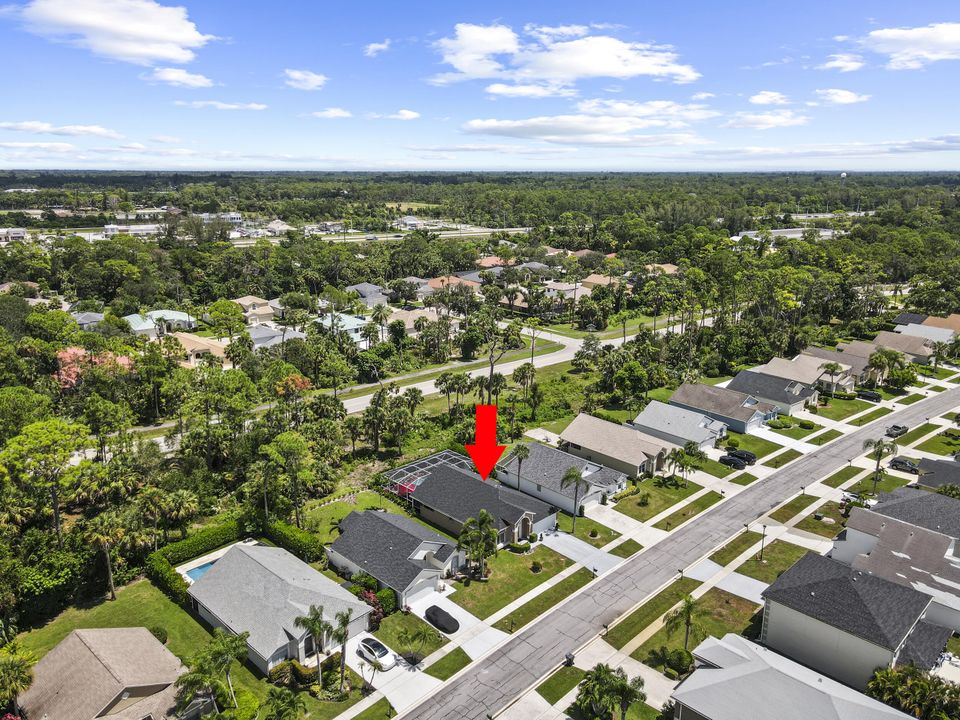 Active With Contract: $659,900 (3 beds, 2 baths, 1692 Square Feet)