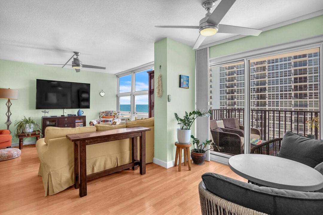 Activo con contrato: $2,800 (2 camas, 2 baños, 1140 Pies cuadrados)